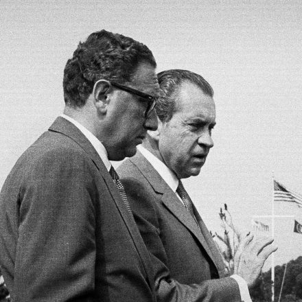WASHINGTON, D.C. - AUGUST 25: SIXTY MINUTES episode with Henry Kissinger (walking at left) and the President of the United States of America, Richard M. Nixon. Image. dated August 25, 1970. (Photo by CBS via Getty Images)